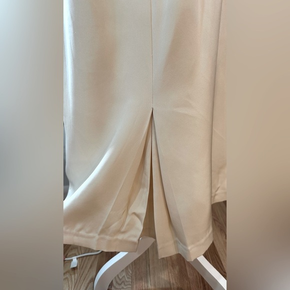 NWT Johanna Ortiz Silk Strapless Detachable One Ruffle Shoulder Cream Dress 8 - Picture 13 of 15